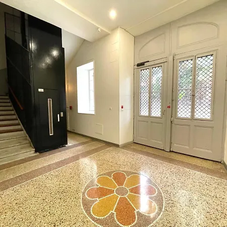 2 Pieces Renove - Centre Ville - Lou3 Apartment