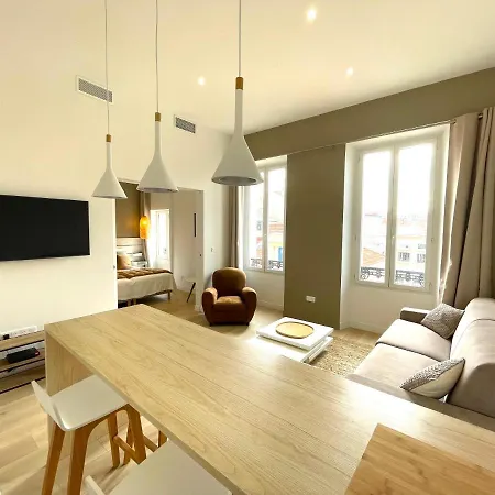 2 Pieces Renove - Centre Ville - Lou3 * Cannes
