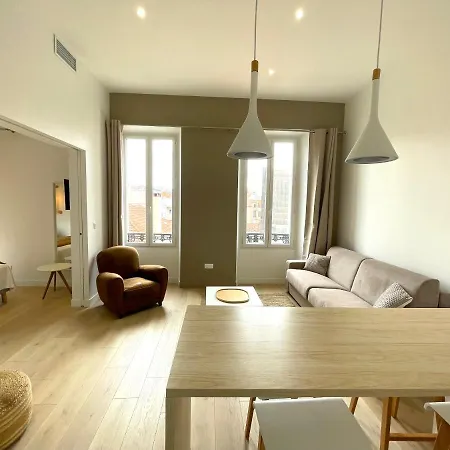 Apartment 2 Pieces Renove - Centre Ville - Lou3